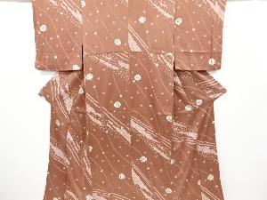 リサイクル　絞り　線描きに花模様小紋着物